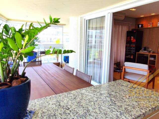 Apartamento para Venda em Bertioga - 2