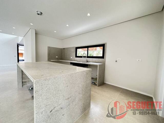 Casa para Venda em Bertioga - 4