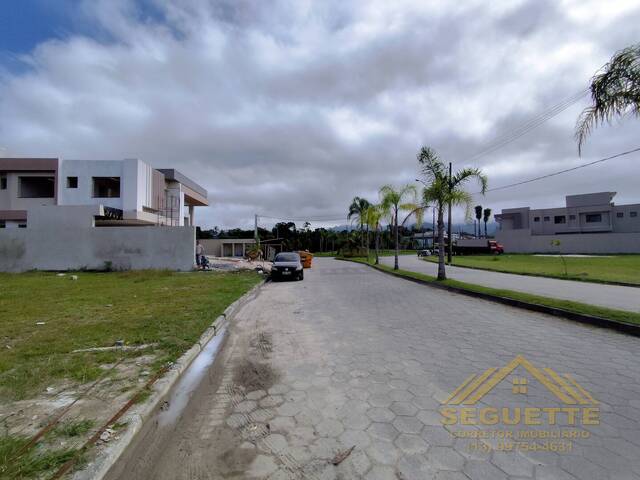 Terreno para Venda em Bertioga - 4