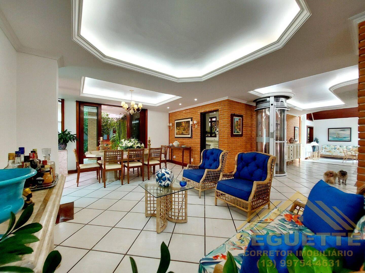Casa no módulo 18 próximo a praia e ao shopping da Riviera