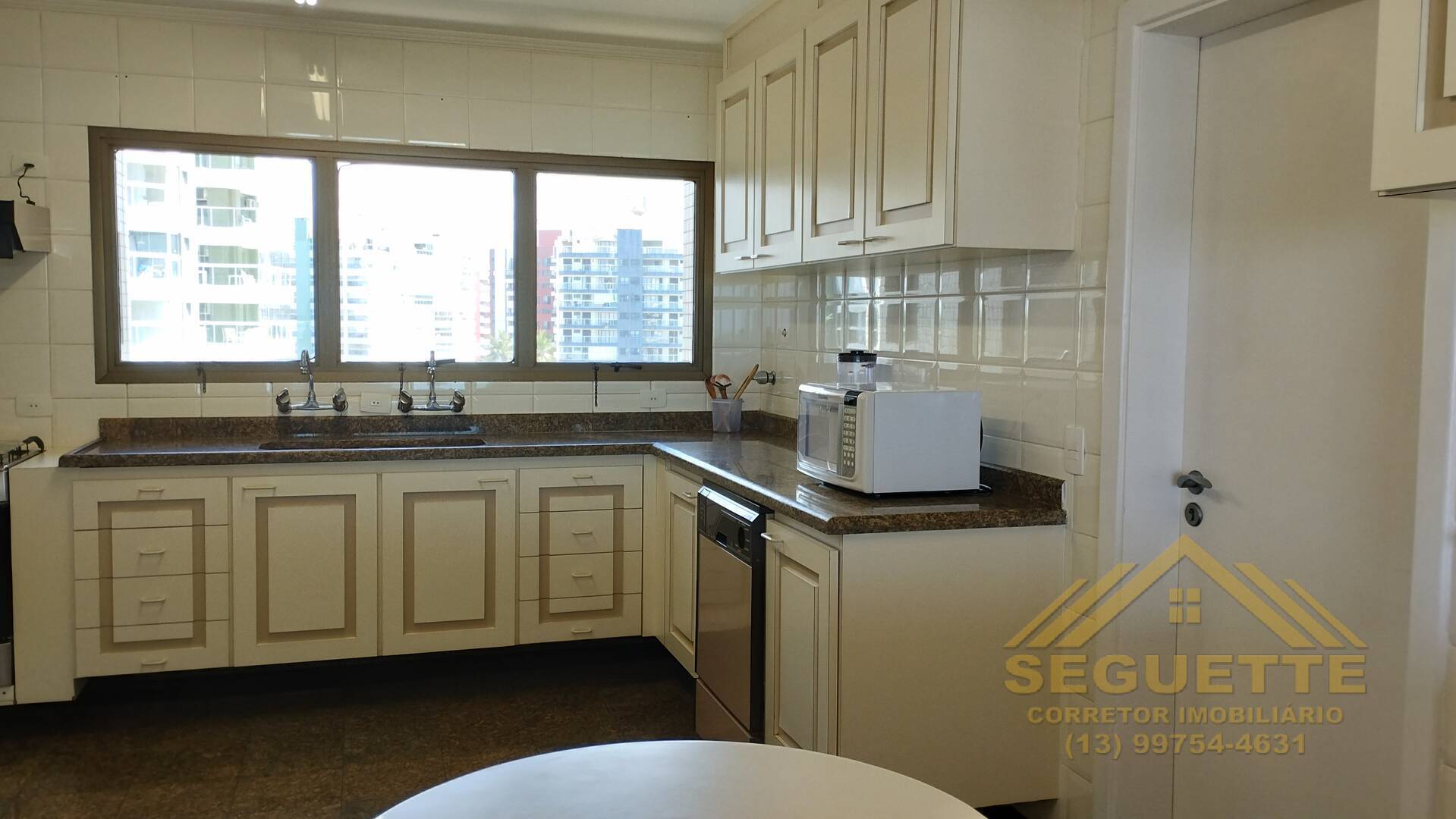 Apartamento, 4 quartos, 235 m² - Foto 24
