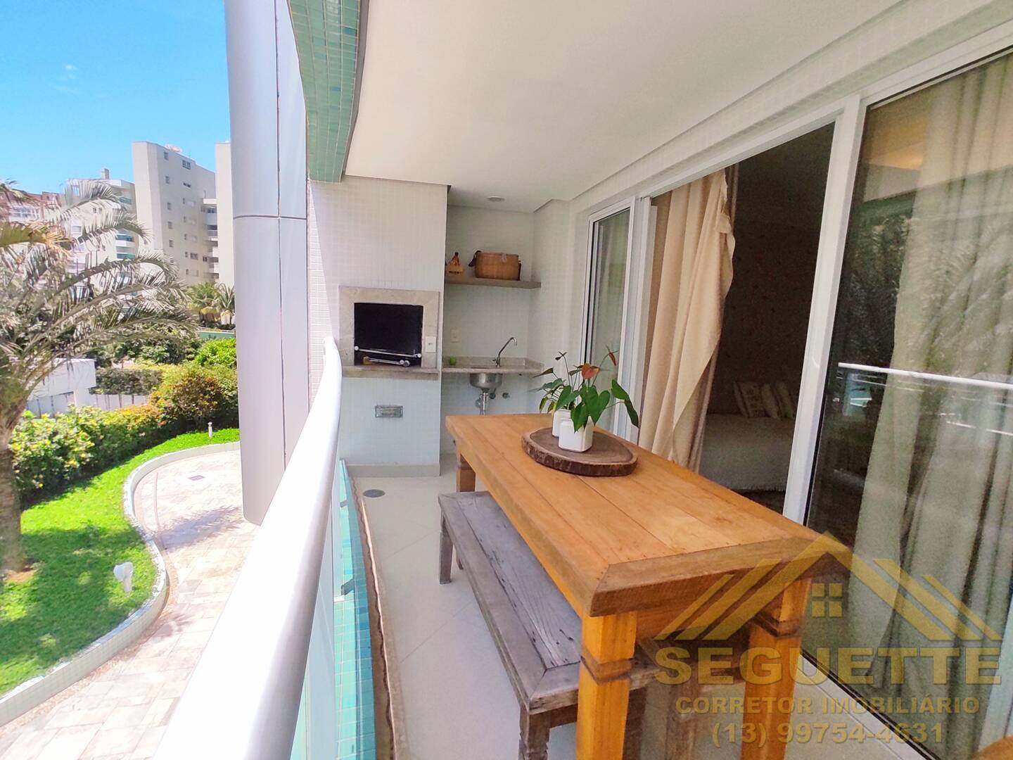 Apartamento com clube compartilhado no módulo 07 na Riviera