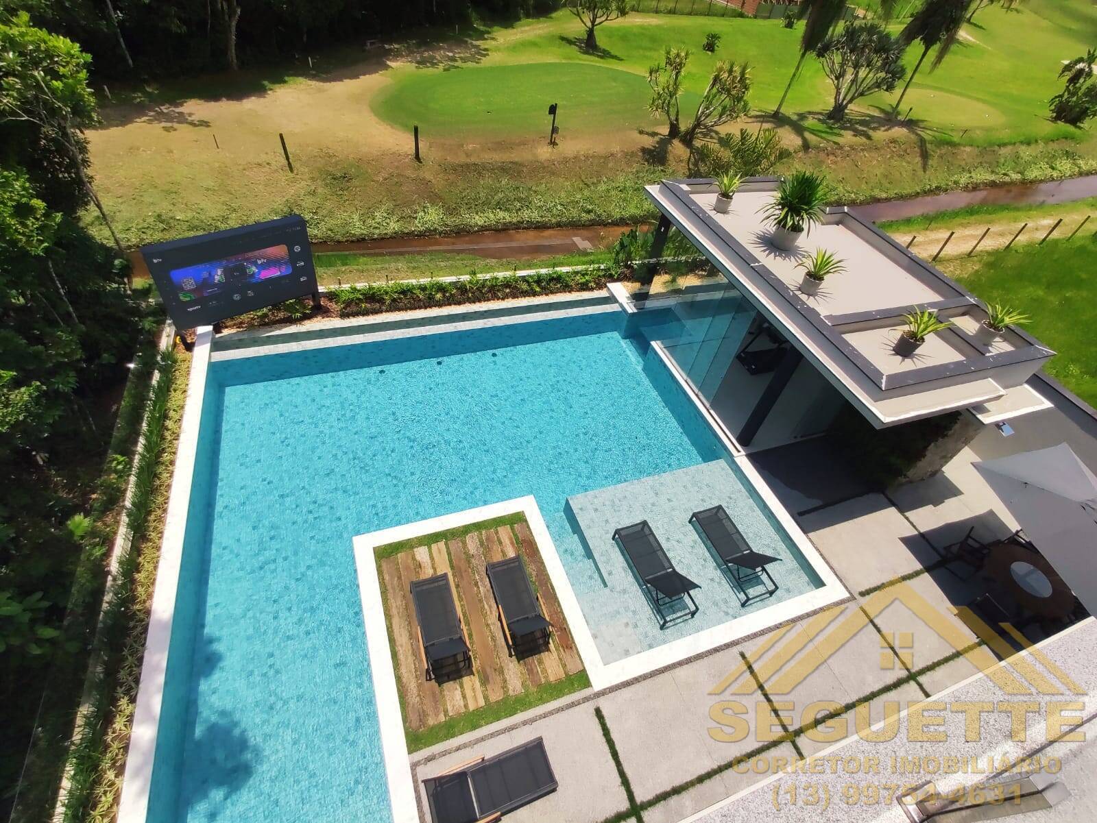 Casa com fundo para Campo de Golfe na Riviera de São Lourenço - Mod. 16