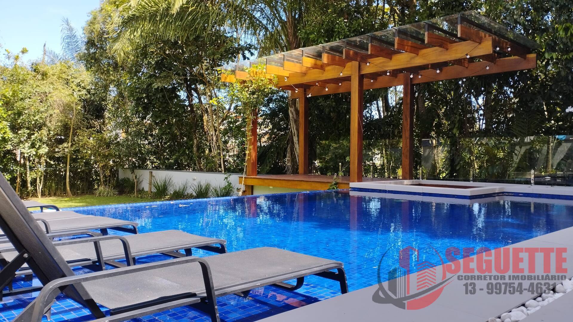 Casa no módulo 17 com 5 suítes e fireplace na Riviera de São Lourenço