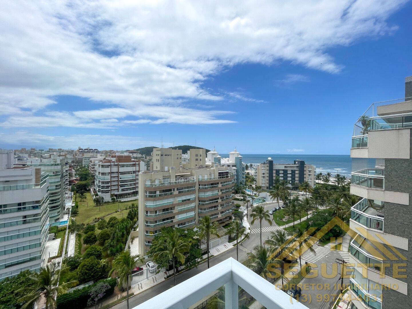 Cobertura pé na areia recuado com 5 dormitórios no modulo 06