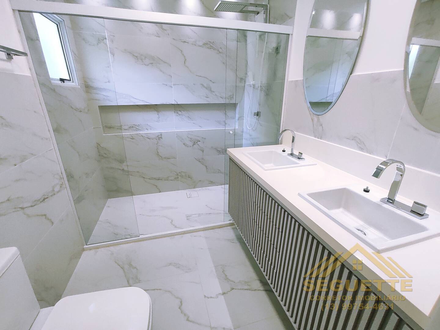 Casa, 4 quartos, 240 m² - Foto 2