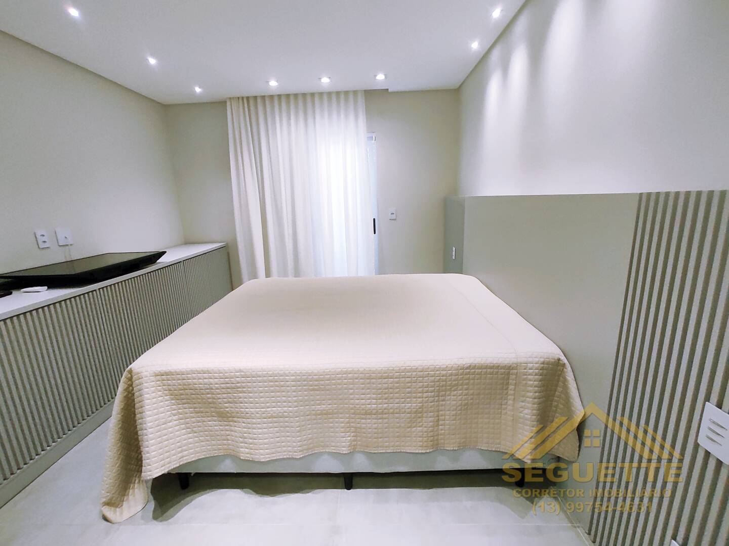 Casa, 4 quartos, 240 m² - Foto 3