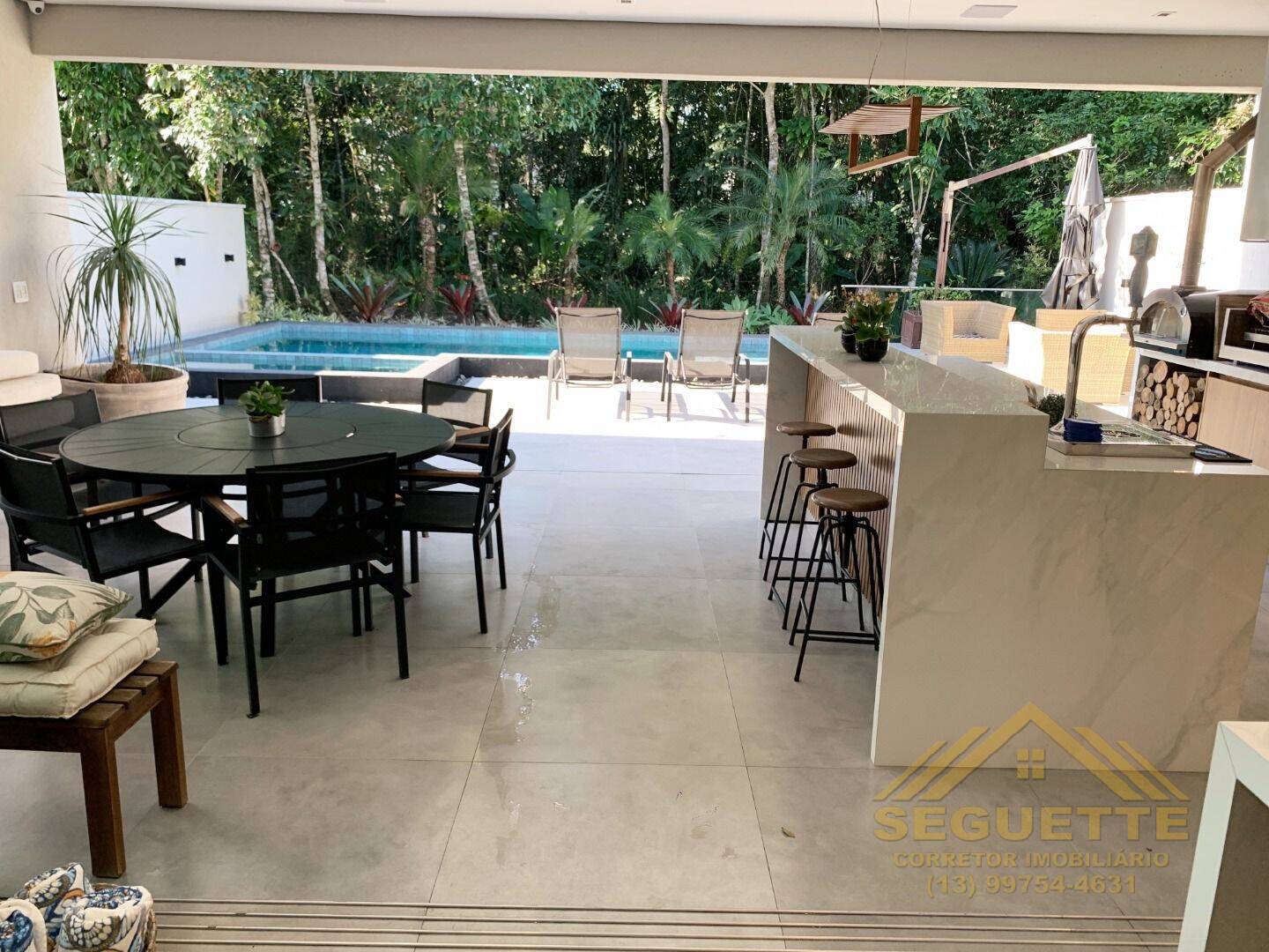 Casa, 4 quartos, 290 m² - Foto 1