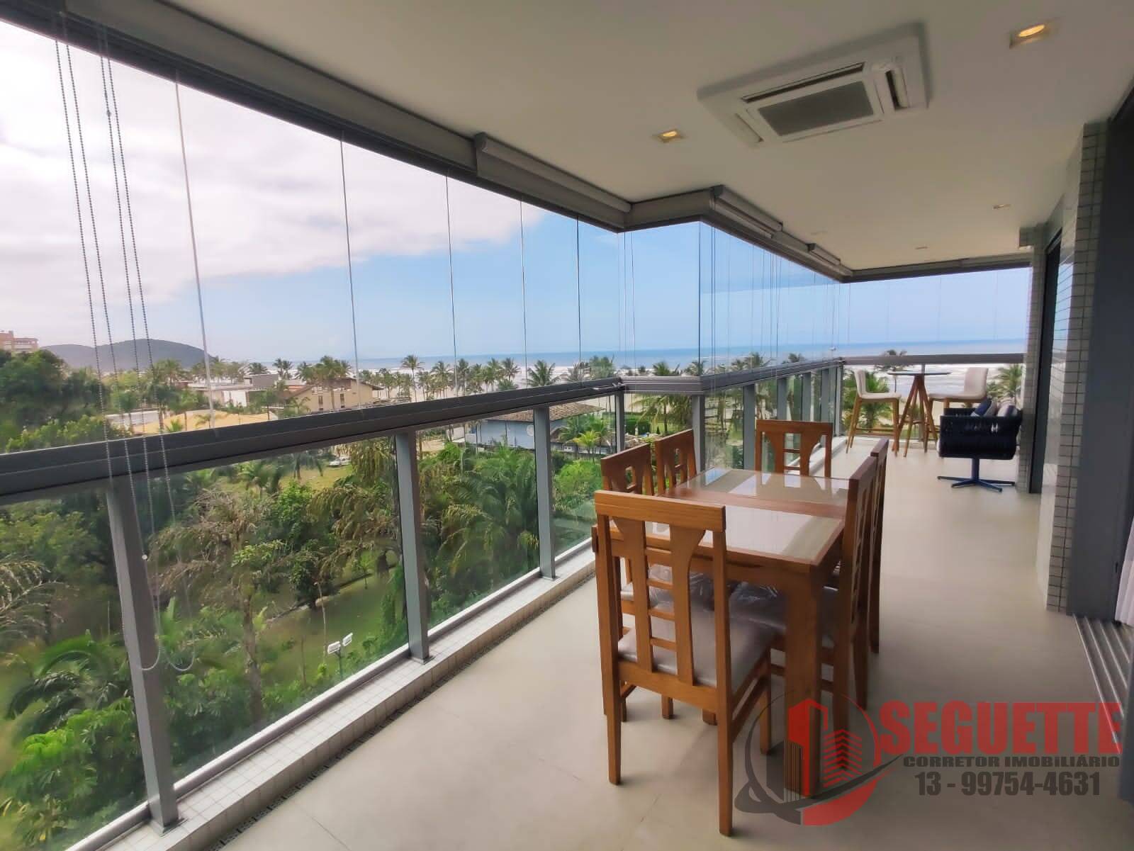 Apartamento com vista privilegiada no San Sebastian pé na areia em Riviera