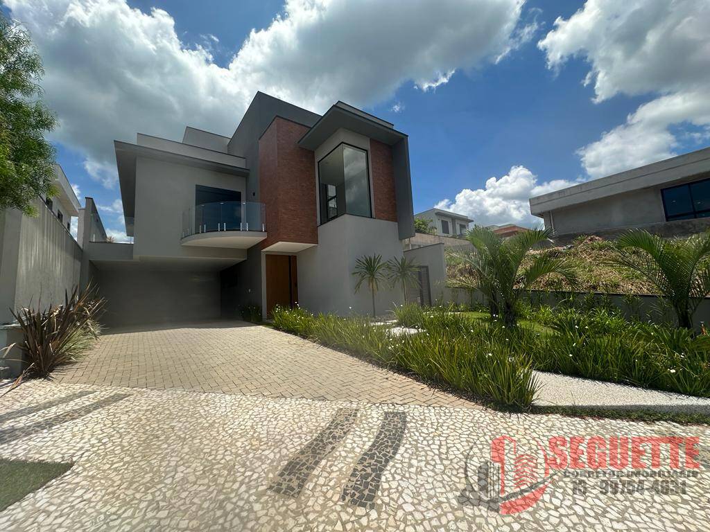 Casa em condomínio com 4 dormitórios em Mogi das Cruzes - Granja Anita