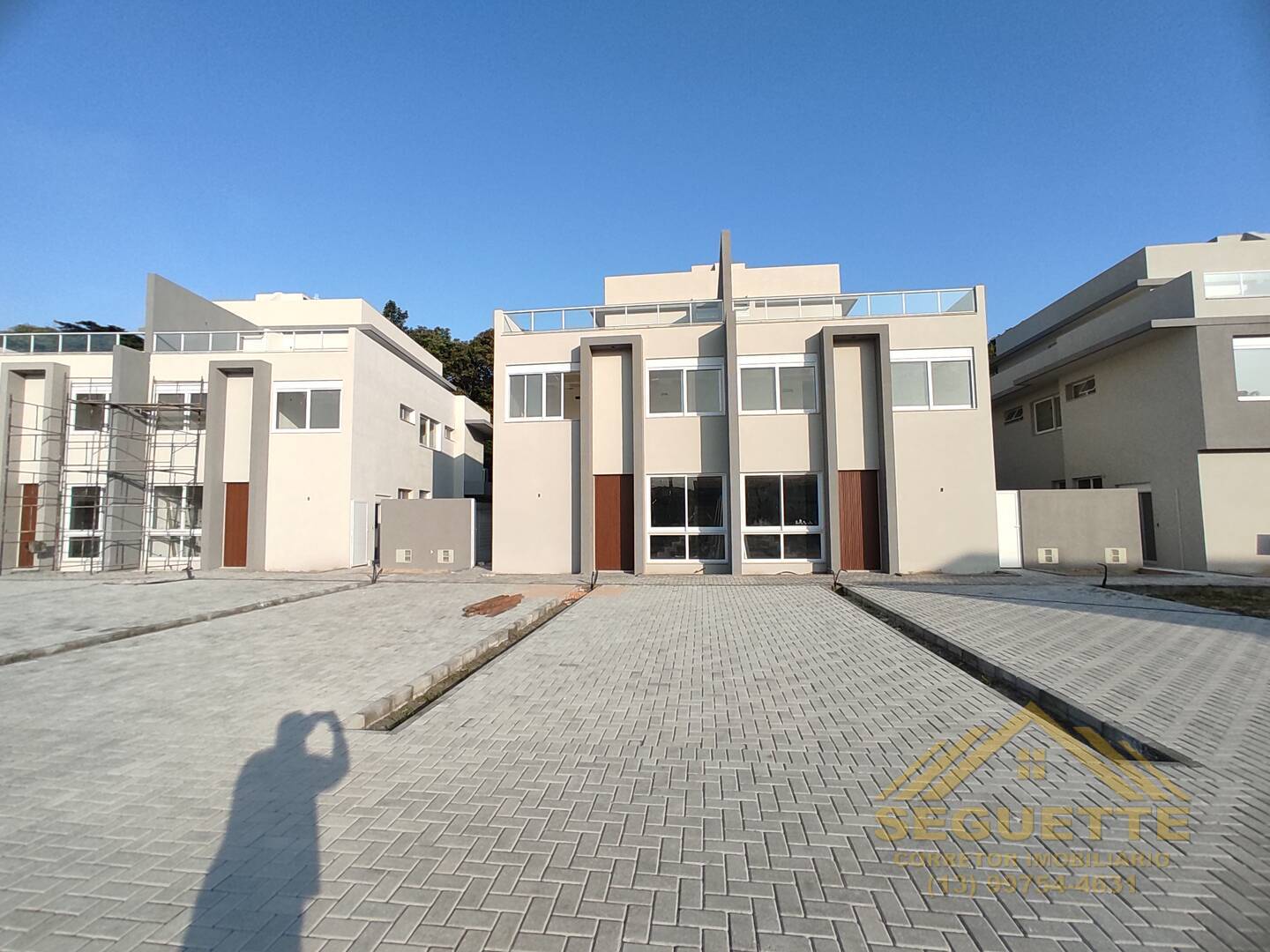 Casa em condomínio com 6 suítes no módulo 17 em Riviera de São Lourenço